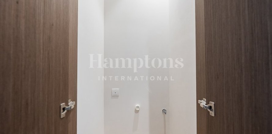 Apartamento en Grandeur Residences, Palm Jumeirah, Dubai, 2 dormitorios, 110.74 m², № 12556