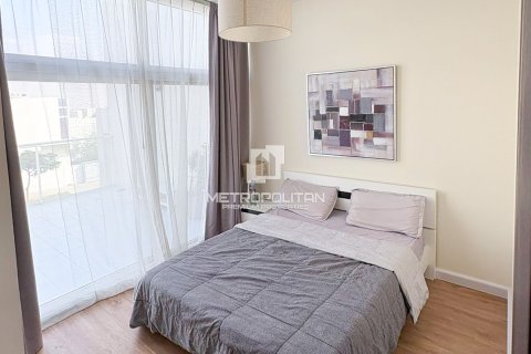 Снять в аренду таунхаус в DAMAC Hills (Akoya by DAMAC), Дубай: 3 спальни, 222м², № 74260 - фото 2