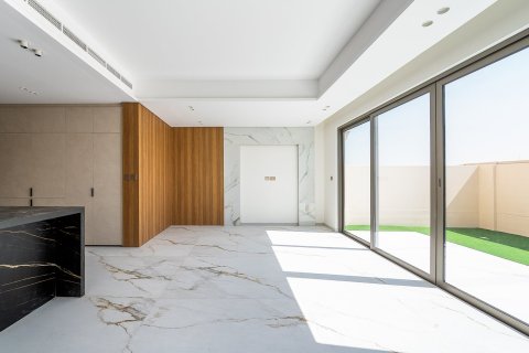 Townhouse in Jumeirah Golf Estates, Dubai 3 bedrooms, 207.55 sq.m. № 142083 - photo 3