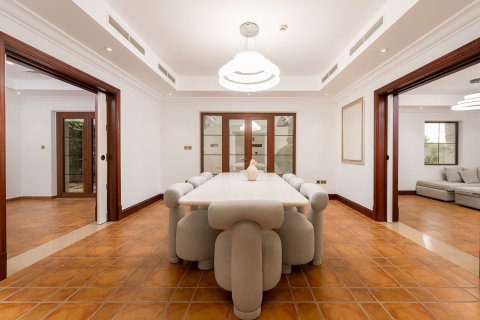 Villa in Jumeirah Golf Estates, Dubai 5 bedrooms, 9393.52 sq.m. № 142088 - photo 2