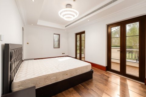Villa in Jumeirah Golf Estates, Dubai 5 bedrooms, 9393.52 sq.m. № 142088 - photo 20