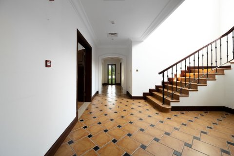 Villa in Jumeirah Golf Estates, Dubai 5 bedrooms, 9393.52 sq.m. № 142088 - photo 24