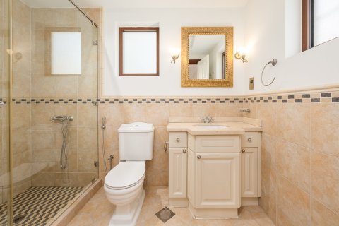 Villa in Jumeirah Golf Estates, Dubai 5 bedrooms, 9393.52 sq.m. № 142088 - photo 19