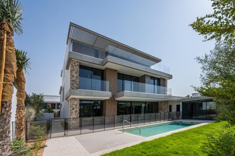 Villa in Tilal Al Ghaf, Dubai 6 bedrooms, 826 sq.m. № 142077