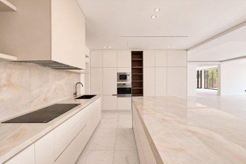 Villa in Jumeirah Golf Estates, Dubai 6 bedrooms, 883.46 sq.m. № 142086 - photo 4