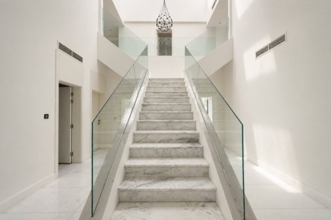 Villa in Jumeirah Golf Estates, Dubai 6 bedrooms, 883.46 sq.m. № 142086 - photo 7