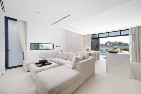 Купить таунхаус в Jumeirah Luxury, Джумейра Гольф Эстейтс, Дубай: 4 спальни, 325.53м², № 142087 - фото 8