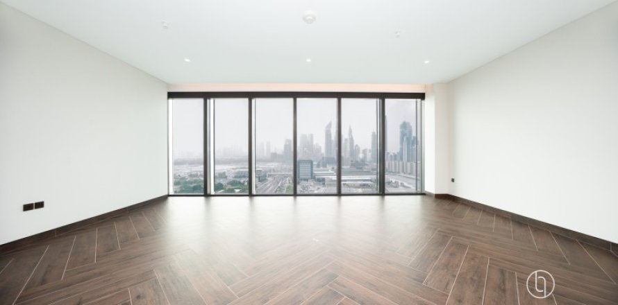 Квартира в Дубае, 2 спальни, 150м², № 90898