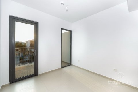 Снять в аренду виллу в Tilal Al Ghaf, Дубай: 4 спальни, 202м², № 90897 - фото 8