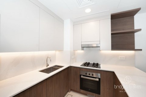 Снять в аренду виллу в Tilal Al Ghaf, Дубай: 4 спальни, 202м², № 90897 - фото 2