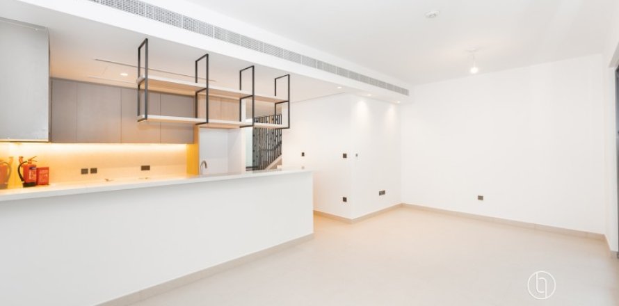 Вилла в Tilal Al Ghaf, Дубай, 3 спальни, 140м², № 90908