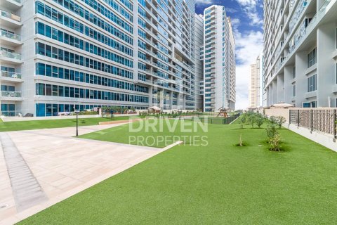 Apartment in Dubai Land, Dubai 2 bedrooms, 99 sq.m. № 18783 - photo 14