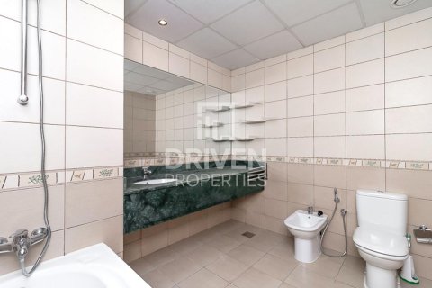 Apartment in Dubai Land, Dubai 2 bedrooms, 99 sq.m. № 18783 - photo 12