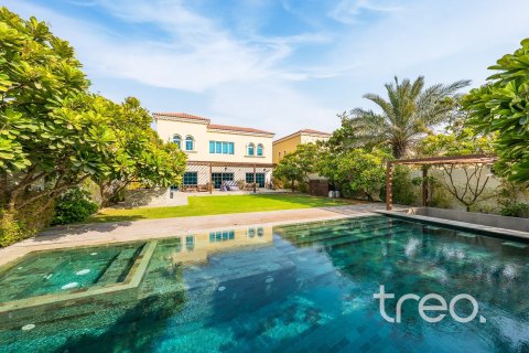 Villa in Legacy, Jumeirah Park, Dubai 4 bedrooms, 314.01 sq.m. № 134678 - photo 18