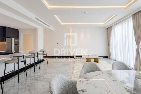 Appartement à Business Bay, Dubai, 2 chambres, 226 m², № 19016 - photo 1