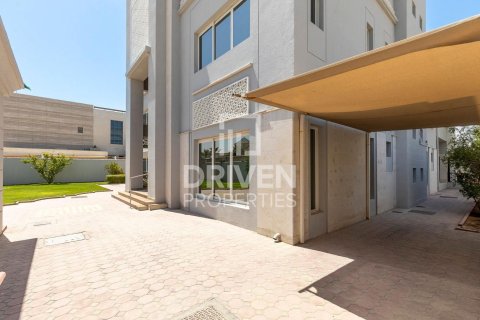 Villa à Al Barsha, Dubai, 6 chambres, 929 m², № 19014 - photo 10