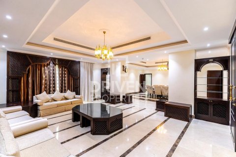 Villa à Al Barsha, Dubai, 6 chambres, 929 m², № 19014 - photo 4