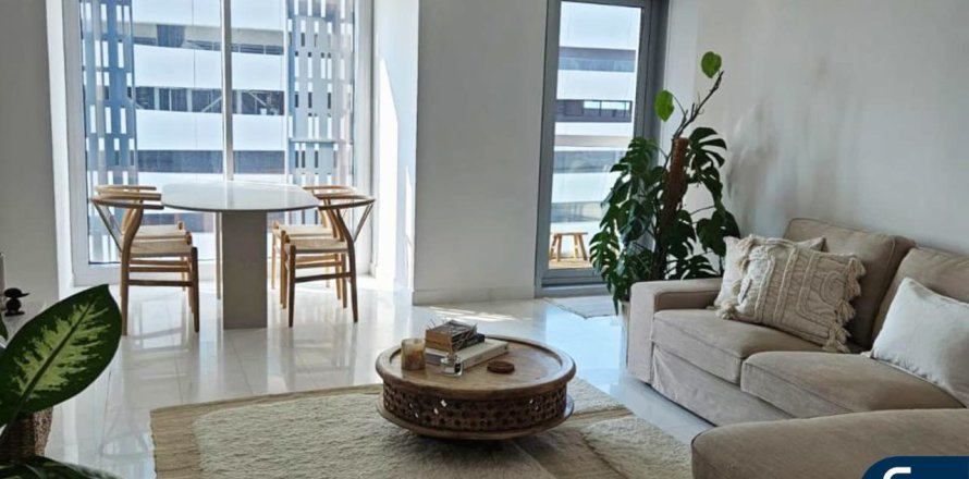 شقة في Cayan Tower, مرسى دبي, دبي 1غرف نوم, 81 م² رقم 75866