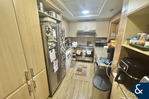 Купить квартиру в Shoreline Apartments, Пальма Джумейра, Дубай: 2 спальни, 147м², № 75867 - фото 10