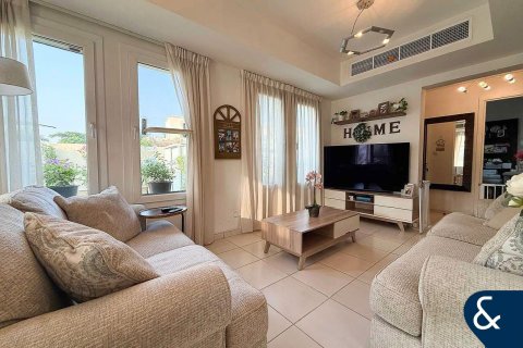 Villa en The Springs, Dubai, 2 dormitorios, 167 m², № 75869 - foto 3