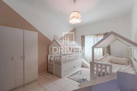 Купить виллу в Джумейра Вилладж Серкл, Дубай: 4 спальни, 372м², № 19697 - фото 9