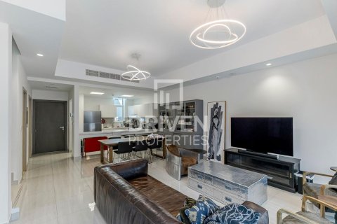 Adosado en Dubai Sports City, Dubai, 4 dormitorios, 157 m², № 19696 - foto 4