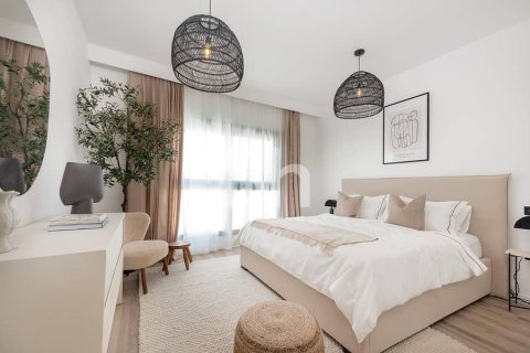 Villa in Dubai Land, Dubai 5 bedrooms, 512 sq.m. № 21049 - photo 8