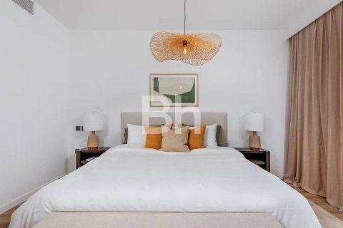 Villa in Dubai Land, Dubai 5 bedrooms, 512 sq.m. № 21049 - photo 5