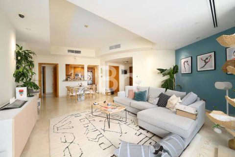 Apartment in Dubai Marina, Dubai 3 bedrooms, 164 sq.m. № 57243 - photo 16