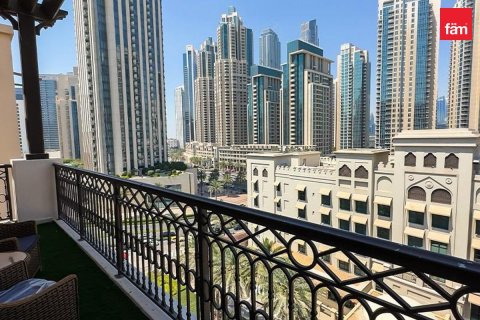 Apartment in Old Town, Dubai 4 bedrooms, 288.6 sq.m. № 141948