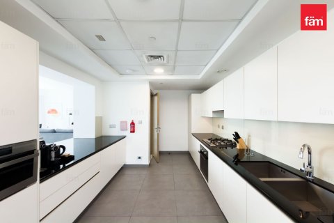 Apartment in Downtown Dubai (Downtown Burj Dubai), Dubai 3 bedrooms, 223 sq.m. № 94883 - photo 8