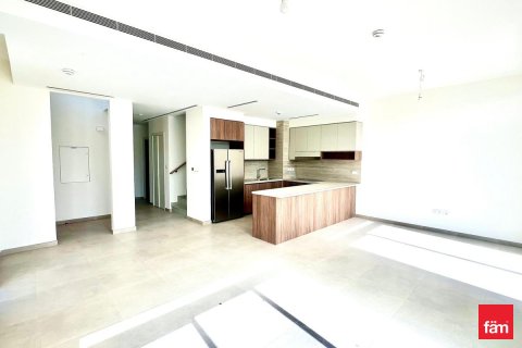 فيلا في دبي 4 غرف نوم, 242.8 م² رقم 94894 - صورة 2