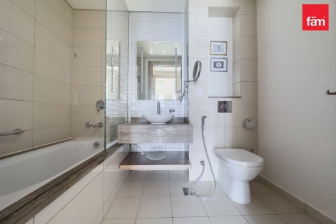 Apartamento en Business Bay, Dubai, 3 dormitorios, 162.2 m², № 89278 - foto 8