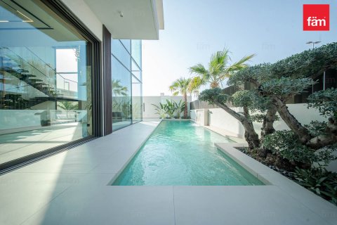 Купить виллу в Дубае: 5 спален, 464.8м², № 89287 - фото 7