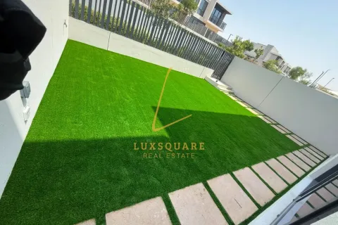 Villa in Jumeirah Village Circle, Dubai 3 bedrooms, 729 sq.m. № 141827 - photo 28