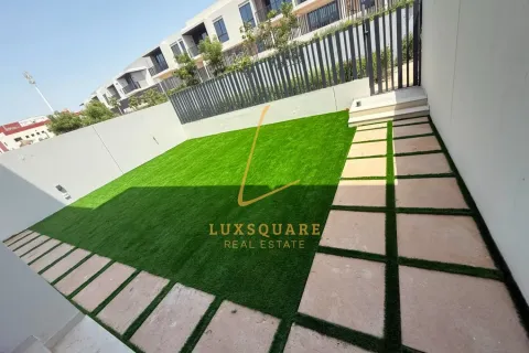 Villa in Jumeirah Village Circle, Dubai 3 bedrooms, 729 sq.m. № 141827 - photo 26