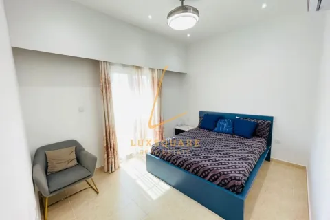 Villa in Jumeirah Village Circle, Dubai 3 bedrooms, 729 sq.m. № 141827 - photo 8