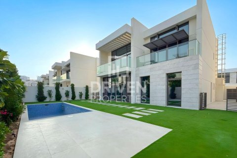 Villa à District One, Mohammed Bin Rashid City, Dubai, 4 chambres, 627 m², № 128636