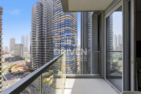Apartamento en Vida Residences Dubai Mall, Downtown Dubai (Downtown Burj Dubai), Dubai, 2 dormitorios, 101.54 m², № 128648 - foto 13