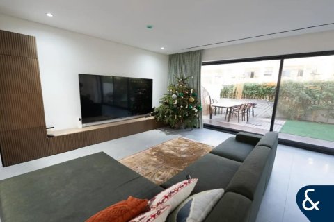 فيلا في Al Furjan, دبي 4 غرف نوم, 222 م² رقم 91445 - صورة 3