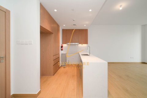 Снять в аренду квартиру в La Mer, Джумейра, Дубай: 2 спальни, 129м², № 92193 - фото 8