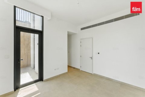 Townhouse in Dubai 4 bedrooms, 277.8 sq.m. № 50103 - photo 3