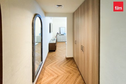 Villa in Meydan, Dubai 4 bedrooms, 283.2 sq.m. № 85884 - photo 19