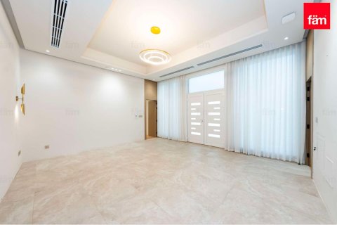 Villa en Dubai, 7 dormitorios, 1073.2 m², № 85885 - foto 20