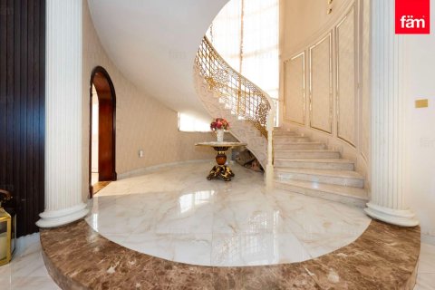 Villa en Dubai, 7 dormitorios, 1073.2 m², № 85885 - foto 15