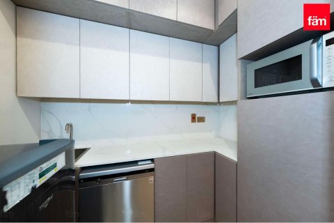 Villa en Dubai, 7 dormitorios, 1073.2 m², № 85885 - foto 12