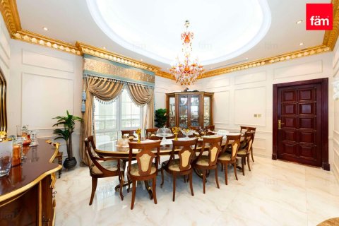 Villa en Dubai, 7 dormitorios, 1073.2 m², № 85885 - foto 13