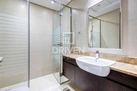 Villa in Meydan, Dubai 4 bedrooms, 219.34 sq.m. № 135554 - photo 13