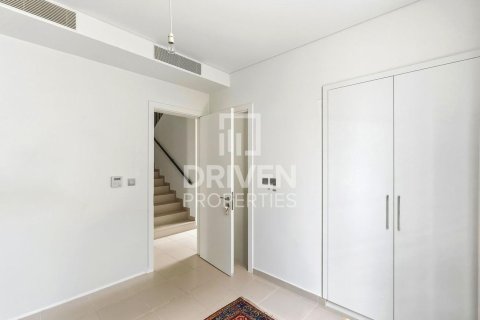 Townhouse in Reem Community, Arabian Ranches 2, Dubai 4 bedrooms, 275.36 sq.m. № 135553 - photo 14