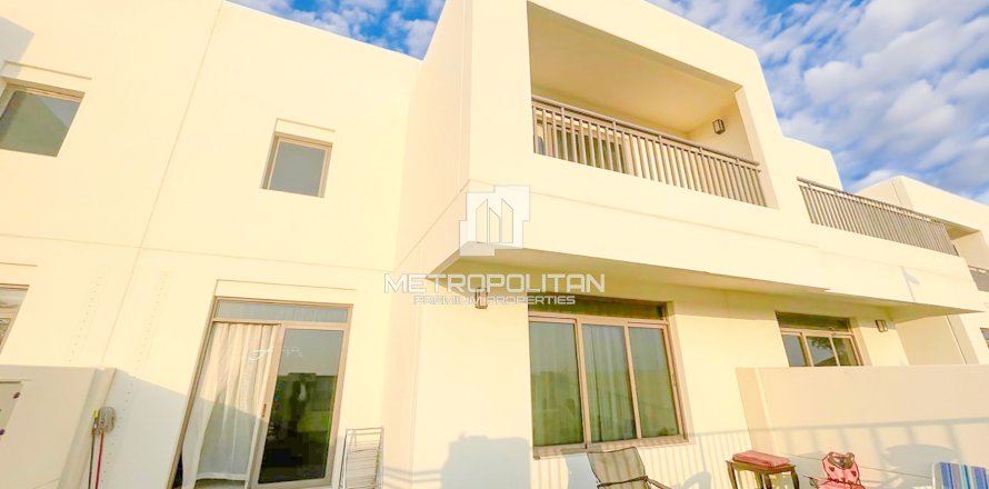 تاون هاوس في Town Square, دبي 3 غرف نوم, 193 م² رقم 15096